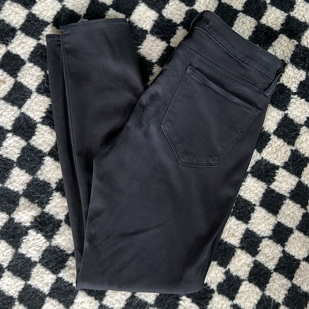 Genetic Denim “Kate” Black Skinny Crop